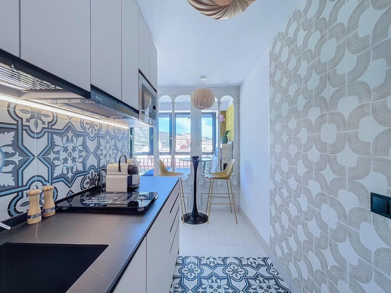 Regency Luxe Studio Τορρεμολίνος Εξωτερικό φωτογραφία